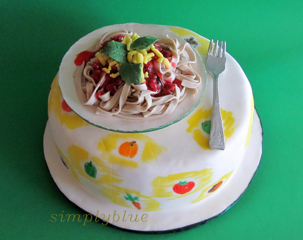 Pasta cake