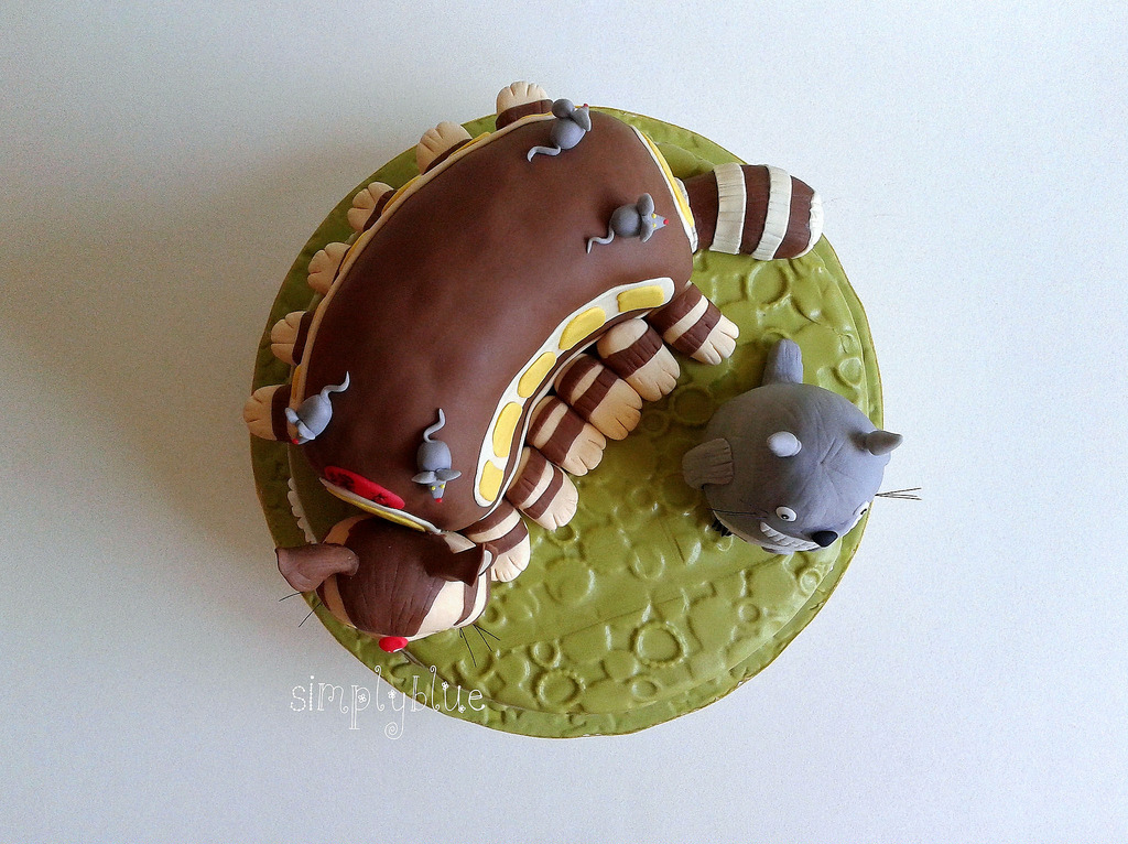My Neighbor Totoro cake