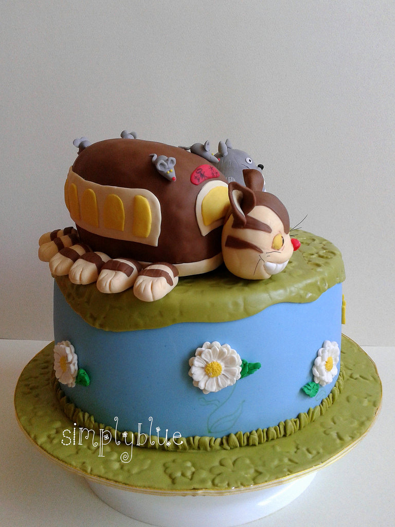 My Neighbor Totoro cake