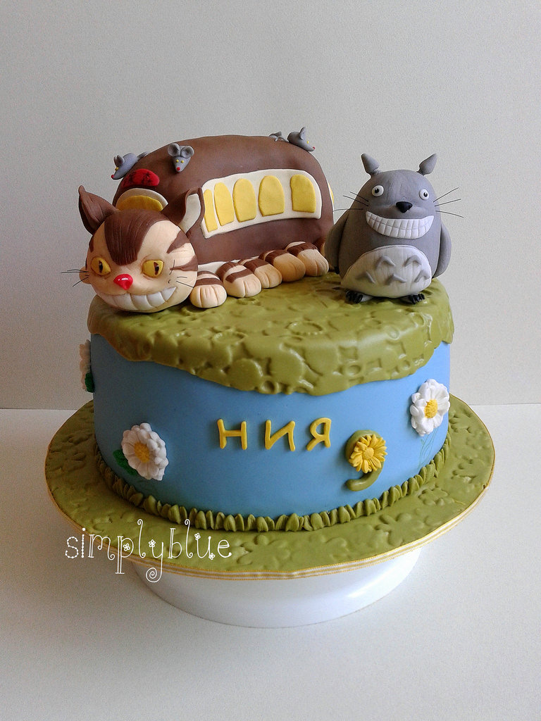 My Neighbor Totoro cake