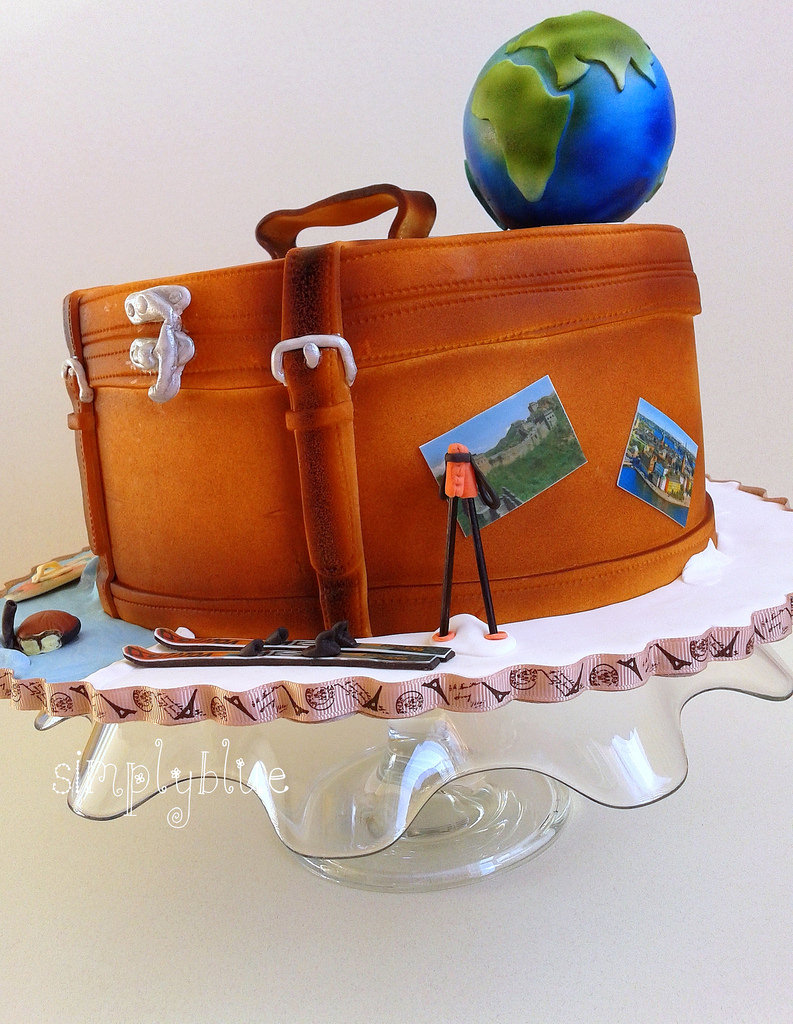 suitcase travels cake