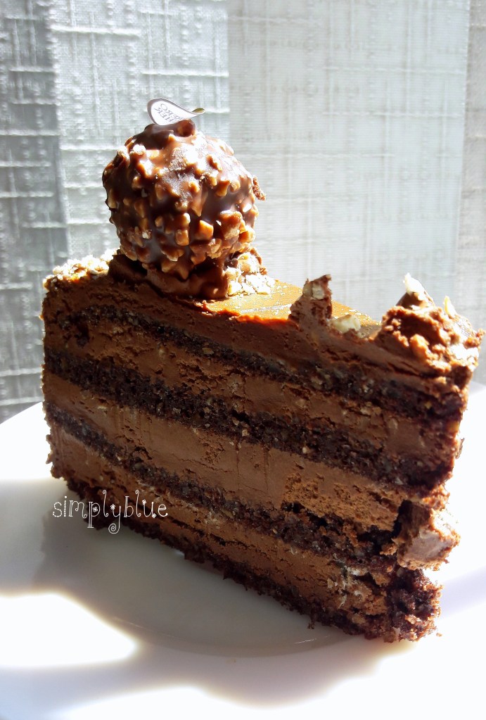 Ferrero rocher cake