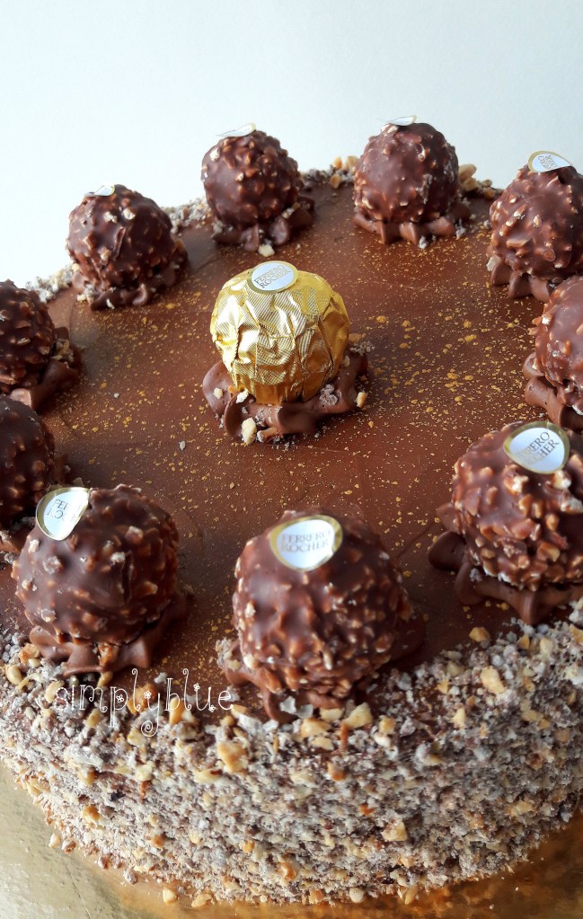 Ferrero rocher cake
