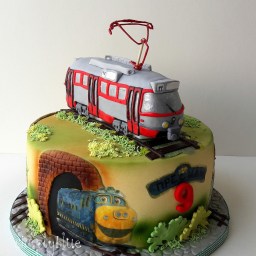 торта Трамвай №11 и Чугингтон влакчета