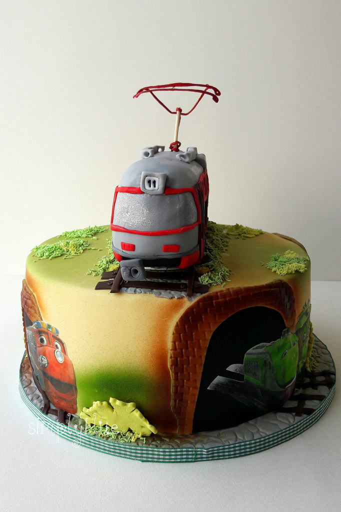 Tramcar and Chuggington trein cake