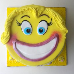 Емотикони торта