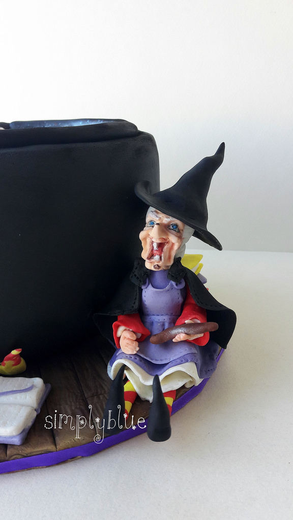 Witch cake