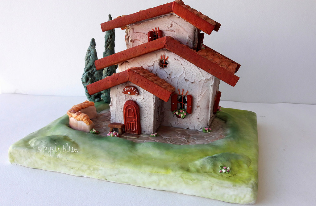 Sugar decoration with Royal Ising