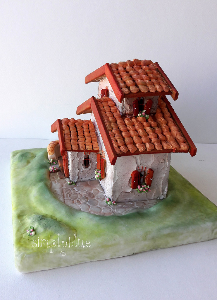 Sugar decoration with Royal Ising