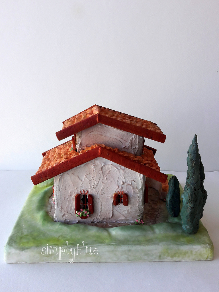 Sugar decoration with Royal Ising